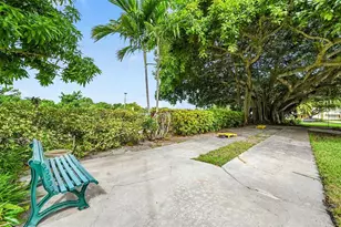 3100 N Palm Aire Dr, Pompano Beach, FL 33069 - Photo 38