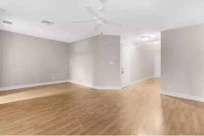 1916  Discovery Cir E, Unit #1916, Deerfield Beach, FL 33442 - Photo 8