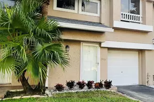 1916 Discovery Cir E, Deerfield Beach, FL 33442 - Photo 36