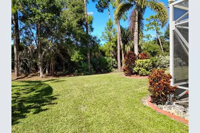 5423  Place Lake Dr, Fort Pierce, FL 34951 - Photo 6