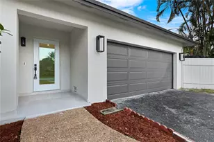 5900 SW 17th St, Plantation, FL 33317 - Photo 8