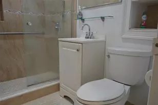 1700 NW 167th St, Miami Gardens, FL 33054 - Photo 16