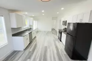 11644 Venetian Ave, Boca Raton, FL 33428 - Photo 2