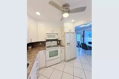 424  Richmond C, Unit #424, Deerfield Beach, FL 33442 - Photo 12