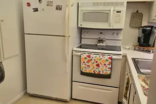 222 Ventnor M, Deerfield Beach, FL 33442 - Photo 4