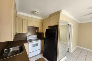 2211 Lincoln St, Hollywood, FL 33020 - Photo 4