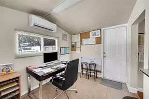 4860 SW 61st Ave, Davie, FL 33314 - Photo 26