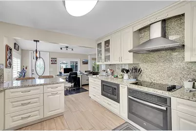 4860 SW 61st Ave, Davie, FL 33314 - Photo 12