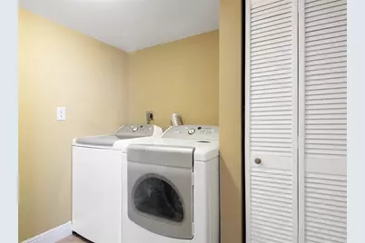 822 NE 25th Ave, Unit #822, Hallandale Beach, FL 33009 - Photo 24