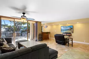 822 NE 25th Ave, Hallandale Beach, FL 33009 - Photo 8