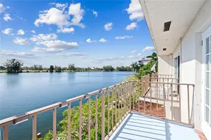 1100 Crystal Lake Dr, Deerfield Beach, FL 33064 - Photo 6