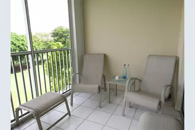 2661 S Course Dr, Unit #404, Pompano Beach, FL 33069 - Photo 4