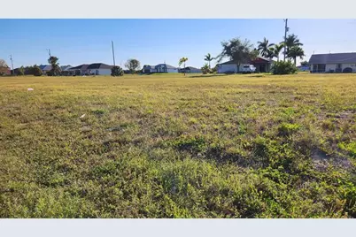 1724  Andalusia Blvd, Cape Coral, FL 33909 - Photo 8