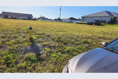 1724  Andalusia Blvd, Cape Coral, FL 33909 - Photo 4