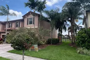 3772 NE 3rd Ct, Homestead, FL 33033 - Photo 2