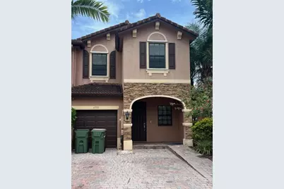 3772 NE 3rd Ct, Homestead, FL 33033 - Photo 1