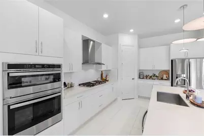 9310  Bayside Cir, Parkland, FL 33076 - Photo 24