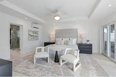 370 SE 3rd Ct, Pompano Beach, FL 33060 - Photo 12