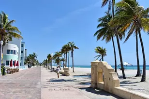 1049 Van Buren St, Hollywood, FL 33019 - Photo 30