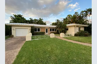 1049  Van Buren St, Hollywood, FL 33019 - Photo 1