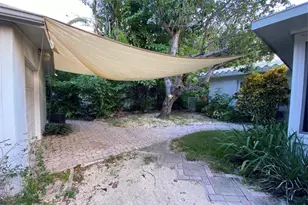 1049 Van Buren St, Hollywood, FL 33019 - Photo 14