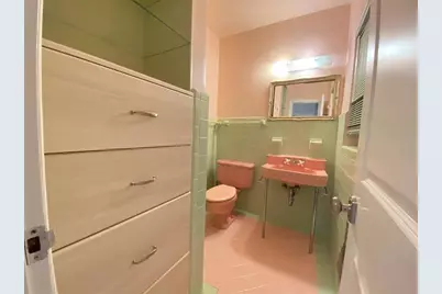 1049  Van Buren St, Hollywood, FL 33019 - Photo 8