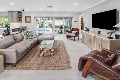 2622 NE 4th St, Pompano Beach, FL 33062 - Photo 10