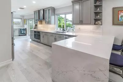 2622 NE 4th St, Pompano Beach, FL 33062 - Photo 12