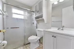 10120 NW 71st St, Tamarac, FL 33321 - Photo 16