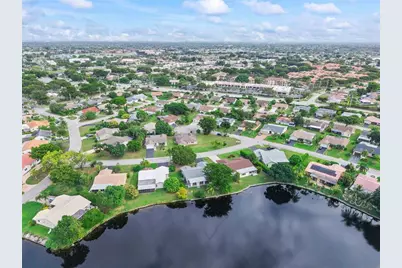 10120 NW 71st St, Tamarac, FL 33321 - Photo 22