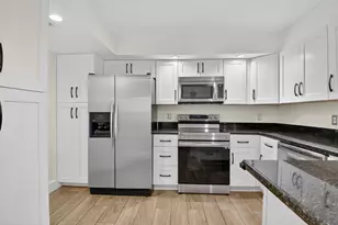 5260 NW 2nd Ave, Boca Raton, FL 33487 - Photo 8