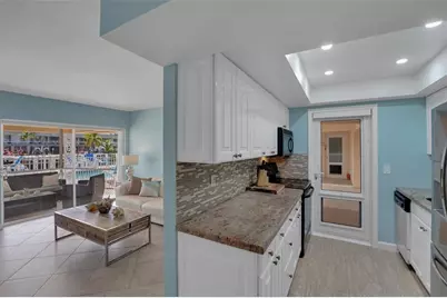 2864 NE 33rd Ct, Unit #105, Fort Lauderdale, FL 33306 - Photo 10