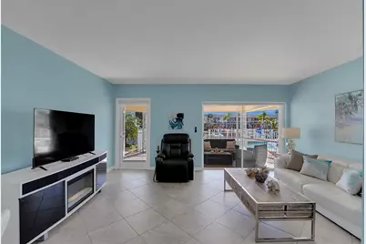 2864 NE 33rd Ct, Unit #105, Fort Lauderdale, FL 33306 - Photo 6