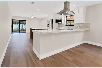 391 NW 58th Ave, Miami, FL 33126 - Photo 2