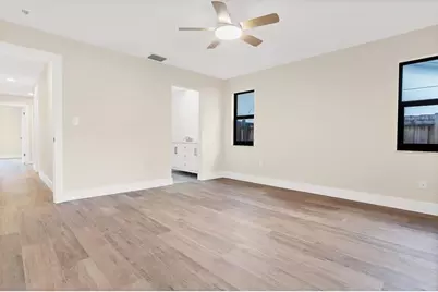 391 NW 58th Ave, Miami, FL 33126 - Photo 34