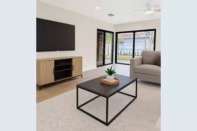 391 NW 58th Ave, Miami, FL 33126 - Photo 20