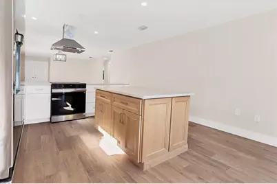 391 NW 58th Ave, Miami, FL 33126 - Photo 16