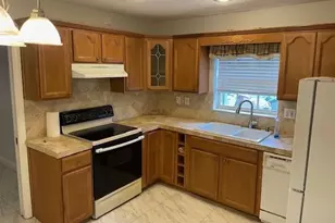 355 Sunshine Dr, Coconut Creek, FL 33066 - Photo 2