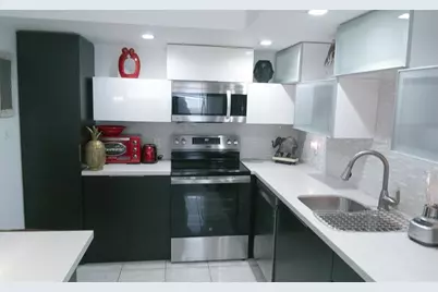 307  Saxony G, Unit #307, Delray Beach, FL 33446 - Photo 2