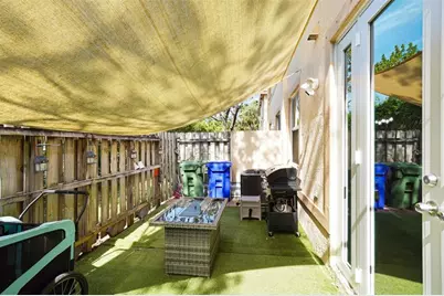 740 NW 170th Ter, Pembroke Pines, FL 33028 - Photo 24