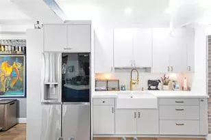 740 NW 170th Terrace, Pembroke Pines, FL 33028 - Photo 6