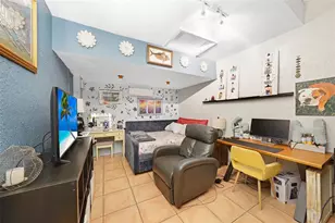 740 NW 170th Terrace, Pembroke Pines, FL 33028 - Photo 14