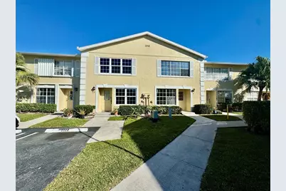 222  Foxtail Dr, Unit #E, Greenacres, FL 33415 - Photo 2