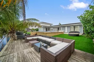 20730 NE 23rd Ave, Miami, FL 33180 - Photo 6