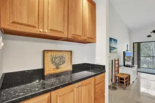 2347 SW 15th St, Deerfield Beach, FL 33442 - Photo 14
