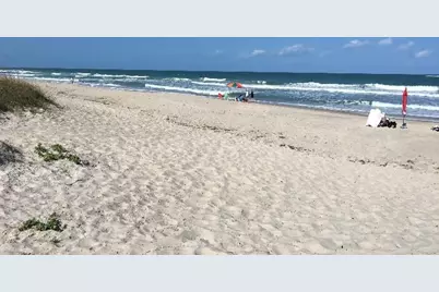 877  Pirates Cove Ln, Fort Pierce, FL 34949 - Photo 16