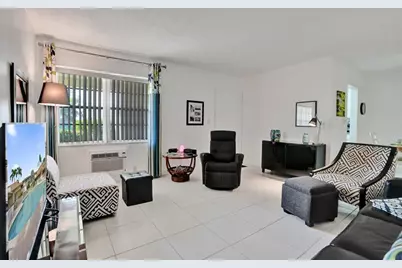 17001 NE 13th Ave, Unit #104, Miami, FL 33162 - Photo 14