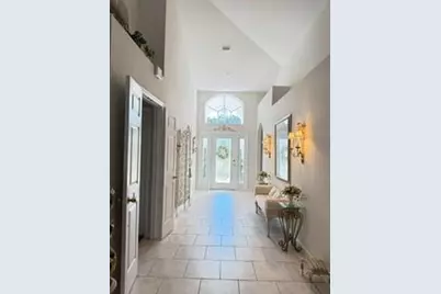 7587  Eagle Point Dr, Delray Beach, FL 33446 - Photo 4