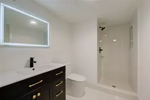 427 Golden Isles Dr, Hallandale Beach, FL 33009 - Photo 12