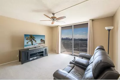 427  Golden Isles Dr, Unit #14B, Hallandale Beach, FL 33009 - Photo 6